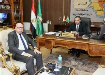 محافظ المنوفية يلتقي مدير هيئة الأوقاف لتعزيز التعاون المشترك