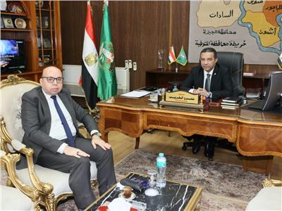 محافظ المنوفية يلتقي مدير هيئة الأوقاف لتعزيز التعاون المشترك