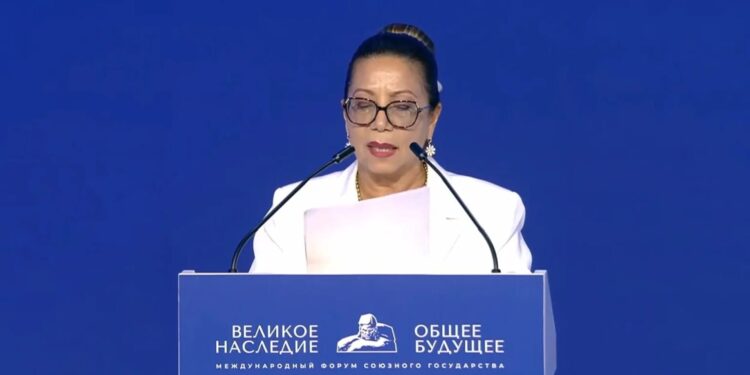 المشرعون الفنزويليون يؤكدون مجدداً التزامهم بالتعددية القطبية في بيلاروسيا