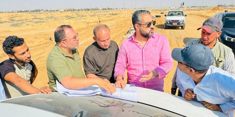 طفرة مرافق غير مسبوقة بالعبور الجديدة.. كهرباء ومياه وطرق تمهد لانطلاقة عمرانية جديدة