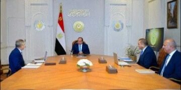 تفاصيل اطلاع الرئيس السيسى على معدلات الملاحة بقناة السويس