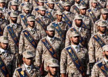 إصابة مقر قيادة لبحرية الحرس الثوري الإيراني بضربات أميركية