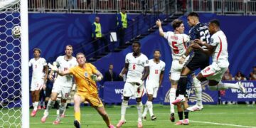 الأرجنتين تهزم إنجلترا.. وتتأهل لنهائي كأس العالم