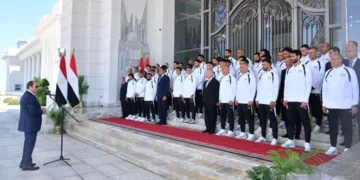 الرئيس السيسي يستقبل لاعبي المنتخب الوطني لكرة القدم والجهازين الفني والإداري في مدينة العلمين