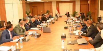بحضور نائب رئيس الوزراء اجتماع الجمعية العمومية للشركة القابضة للصناعات الدوائية و المستلزمات الطبية