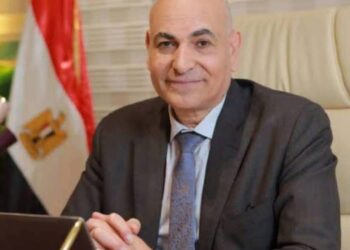 جامعة مدينة السادات تدعم الابتكار الأخضر.. طلاب «إيناكتس» يحولون حطب القطن إلى منتج صناعي وفرص تنموية مستدامة