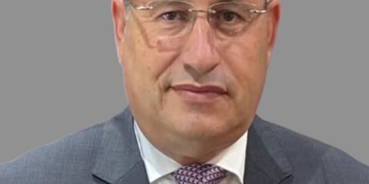 رئيس جامعة مدينة السادات يهنئ الدكتور عبد العزيز قنصوة بتكليفه قائماً بأعمال وزير الثقافة