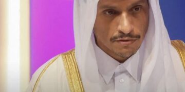 قطر تؤكد رفض الاعتداءات في مضيق هرمز وتدعو للحوار خلال اتصال مع وزير الخارجية الإيراني