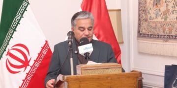 شخصيات سياسية وفكرية ودبلوماسية تشارك في تأبين المرشد الإيراني بالقاهرة: ورسائل تؤكد مركزية فلسطين وأولوية الحوار