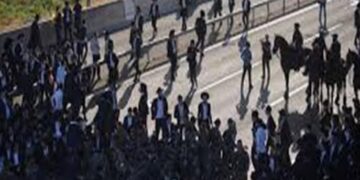 مواجهات بين الحريديم والعلمانيين في القدس احتجاجًا على افتتاح مقهى يوم السبت