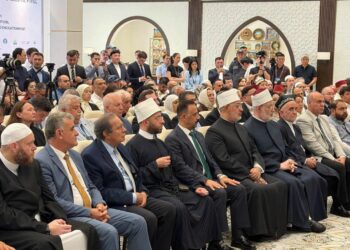 وزير الأوقاف يختتم زيارة أوزبكستان بحضور مراسم البيان الختامي للمؤتمر في سمرقند وأداء صلاة الجمعة من مجمع الإمام البخاري.