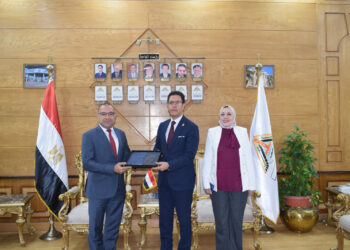 رئيس جامعة بنها يتابع إجراءات اعتماد مستشفى الجراحة من الهيئة العامة للاعتماد والرقابة الصحية (GAHAR)