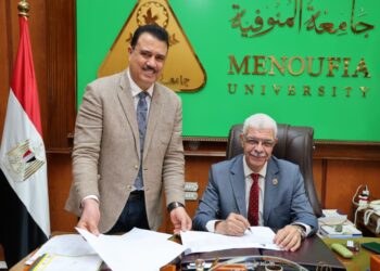 رئيس جامعة المنوفية يعتمد نتيجة كلية الذكاء الاصطناعي بنسبة نجاح 84.3%