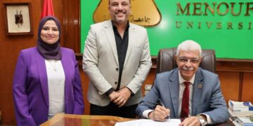 رئيس جامعة المنوفية يعتمد نتيجة أول دفعة بكلية طب الأسنان بنسبة نجاح 100% ويؤكد: مستشفى الأسنان الجامعي يقترب من الانطلاق