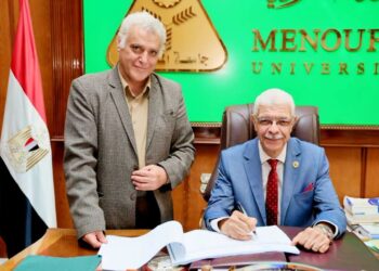 رئيس جامعة المنوفية يعتمد نتيجة بكالوريوس الحاسبات والمعلومات بنسبة نجاح 88%