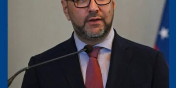 فنزويلا: تعيين إيفان جيل وزيراً جديداً لـ “سلطة الشعب للعلوم والتكنولوجيا”