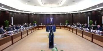رئيس الوزراء: جار تنفيذ تكليفات الرئيس السيسى بشأن العمالة غير المنتظمة