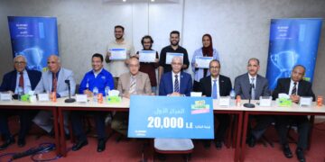فـي حـدث هـام يعكـس رؤيـة الجامعـة فـي ربـط مخرجـات التعليـم الجامعـي بالصناعـةرئيس جامعة المنوفية يؤكد: الشراكة مع الصناعة ركيزة أساسية لإعداد خريج قادر على المنافسة