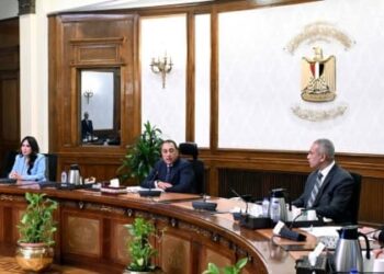 رئيس الوزراء يُتابع إجراءات فض التشابكات المالية بين «المجتمعات العمرانية» والبنك الأهلي