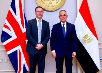 وزير العدل يستقبل سفير المملكة المتحدة بالقاهرة