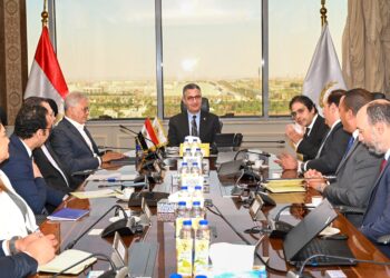 وزير التموين والتجارة الداخلية يعقد اجتماعًا مع شركة Verto Wave لبحث التعاون في تنفيذ المشروع القومي “كاري أون