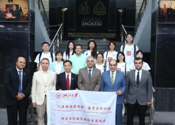 رئيس جامعة الزقازيق يستقبل وفدًا من جامعة تشجيانغ الصينية لبحث آفاق التعاون الأكاديمي والبحثي في إطار برنامج BRICS