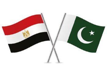 الرئيس الباكستانى يهنئ القيادة المصرية بمناسبة العيد الوطني