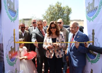 في ختام جولتها بمحافظة القليوبية.. وزيرة التنمية المحلية والبيئة ومحافظ القليوبية يفتتحان ثلاثة مراكز تكنولوجية جديدة بالقناطر الخيرية