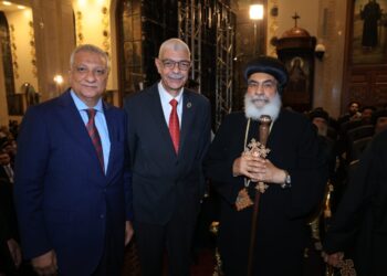رئيس جامعة المنوفية يشهد احتفالية اليوبيل الذهبي لسيامة وتجليس الأنبا بنيامين ويشيد بمسيرته الوطنية والإنسانية ويؤكد: الوحدة الوطنية أساس التنمية وبناء الإنسان