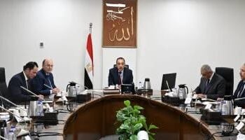 رئيس الوزراء يوجه بإجراء تقييم حقيقى لشركة طنطا للكتان والزيوت