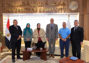 رئيس جامعة مدينة السادات يشهد ورشة متخصصة حول إعداد المشروعات البحثية ببرنامج Horizon Europe لتعزيز التنافسية الدولية للباحثين