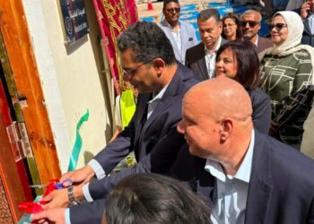 محافظ البحر الأحمر يفتتح عيادة “تنمية الأسرة” بالمجان بمجمع آل الدقاق بالبحر الأحمر