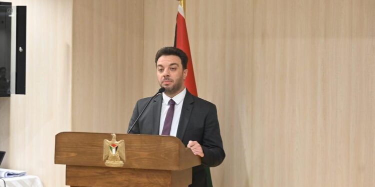 221 طبيبًا وطبيب أسنان من غزة يتسلّمون شهادات مزاولة المهنة في القاهرة استعدادًا للمساهمة في إعادة بناء القطاع الصحي الفلسطيني