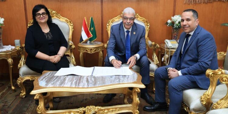 خطوة جديدة على طريق التميز..القاصد يعتمد نتيجة تخرج أول دفعة بجامعة المنوفية الأهلية.. ويعلن أوائل برنامج إنترنت الأشياء وتحليل البيانات الضخمة كلية علوم الحاسوب والذكاء الاصطناعي