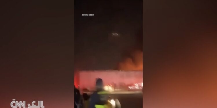 إعلام إيراني يدعي استهداف قاعدة أحمد الجابر الجوية في الكويت