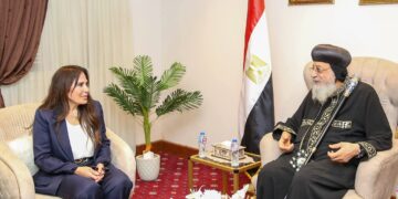 وزيرة الإسكان تلتقي قداسة البابا تواضروس الثاني بمدينة العلمين الجديدة