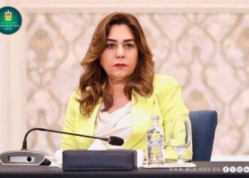 وزيرة التنمية المحلية والبيئة: حملة مكبرة على عدد من الكافتيريات بكورنيش الإسكندرية.. وضبط طائر فلامنجو