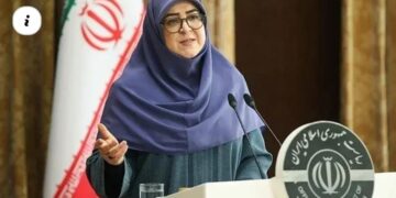 إيران: استهداف مصافي النفط ومنشآت الغاز يهدف إلى شل الحياة وبث الذعر بين المواطنين