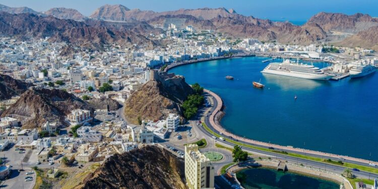 زوار سلطنة عُمان خلال النصف الأول لعام 2026 بلغوا نحو 1.8 مليون زائر