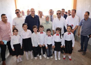 فى جولة ميدانية موسعة ببركة السبعمحافظ المنوفية يتفقد التجهيزات النهائية لمدرستي بركة السبع وأبو مشهور الرسمية للغات بإستثمارات 51 مليون جنيه لتقليل الكثافة الطلابية