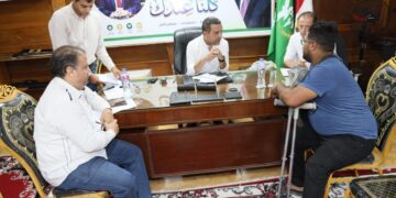 «كلنا عندك» تصل محطتها التاسعة.. محافظ المنوفية يستمع لشكاوى 150 مواطنًا ويوجه بحلول عاجلة