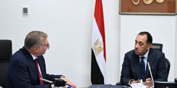ماذا حدث فى لقاء رئيس الوزراء مع وزير البترول اليوم ؟