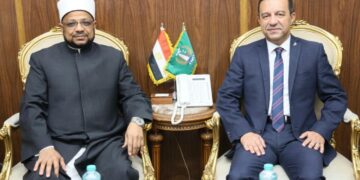 محافظ المنوفية يستقبل الأمين العام لمجمع البحوث الإسلامية لإفتتاح لجنة الفتوي والمصالحات بشبين الكوم