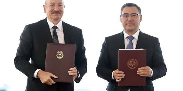قيرغيزستان وأذربيجان توقعان معاهدة العلاقات التحالفية