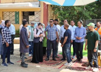 رئيس مياه القليوبية يتفقد محطة مياه الشرب الارتوازية بعرب العيايدة لبحث زيادة كميات المياه بالقرية