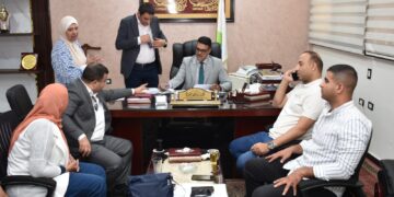 رئيس مياه القليوبية يلتقي نائبَي البرلمان لمناقشة عدد من ملفات مياه الشرب والصرف الصحي