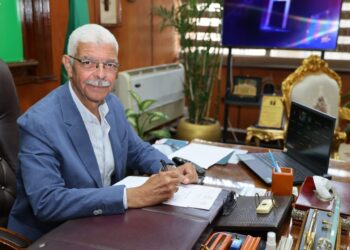 رئيس جامعة المنوفية يترأس اجتماع لجنة مجلس العمداء لمتابعة ملفات التطوير وتعزيز منظومة العمل الجامعي