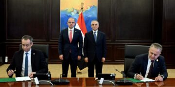 وزير العدل و الإستثمار والتجارة الخارجية يشهدان توقيع بروتوكول تعاون بين الوزارتين لتبسيط الإجراءات والتيسير على المستثمرين ورقمنة الخدمات