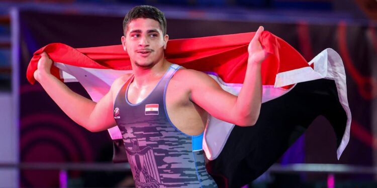 محمد عمرو بطل المشروع القومي للموهبة يكتب إنجازًا جديدًا للقليوبية.. سابع العالم في المصارعة الرومانية بباكو.