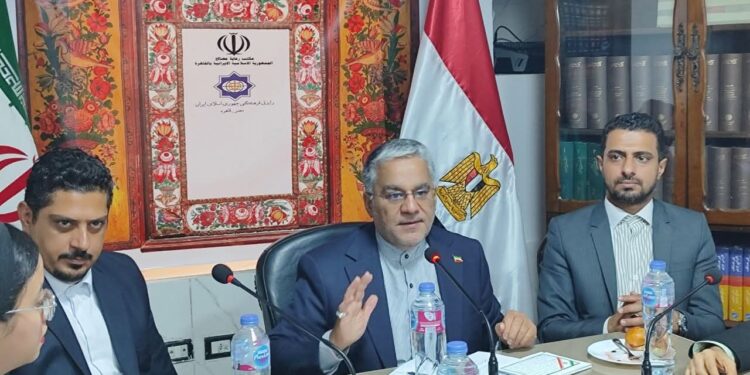 مكتب رعاية المصالح الإيرانية بالقاهرة: انتصارنا على أمريكا وإسرائيل بات واضحًا.. وهرمز خط أحمر